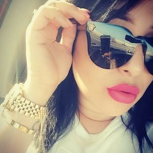 Meet your Posher, Marlene